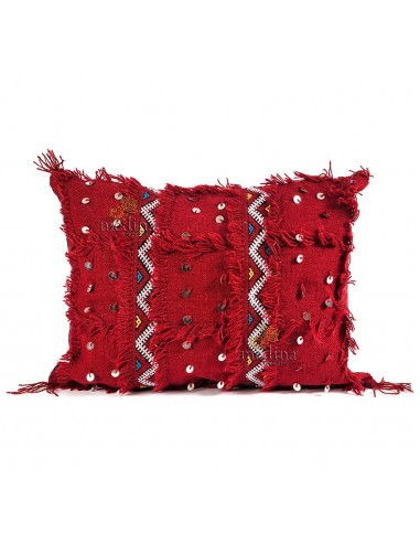 Coussin vintage tiss  la main rouge